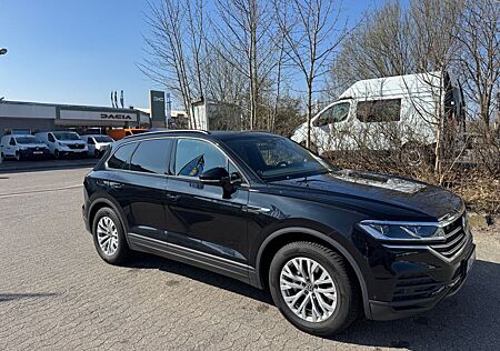 VW Touareg Volkswagen 3.0 V6 TDI 170kW 4MOTION Tiptronic -