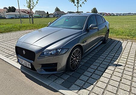 Jaguar XF 30d 300PS R-Sport Automatik R-Sport