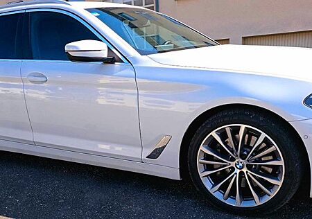 BMW 530d xDrive Ahk Head Up Standheizung