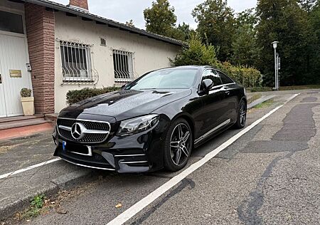 Mercedes-Benz E 300 Coupé AMG | Panorama | 360°