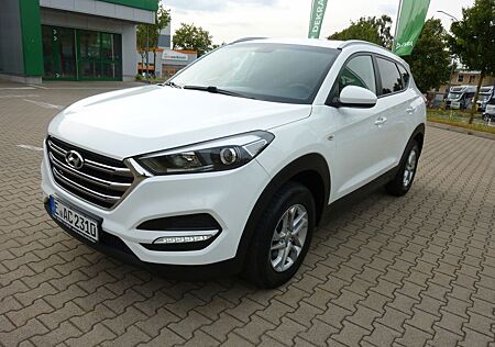 Hyundai Tucson blue Classic 2WD