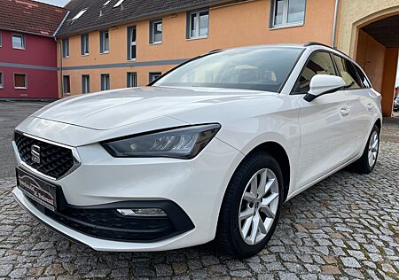 Seat Leon Sportstourer 2.0 TDI DSG Style LED 1.Hand