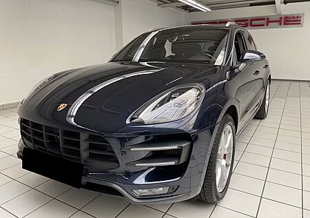 Porsche Macan Turbo mit Performance Paket