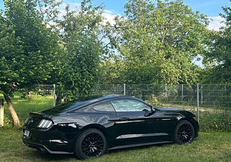 Ford Mustang EU 2.3 EcoBoost Automatik -