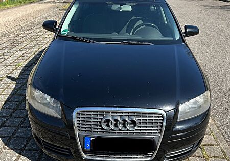 Audi A3 1.6 Attraction Sportback Attraction
