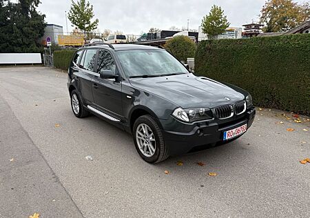 BMW X3 Baureihe 3.0i