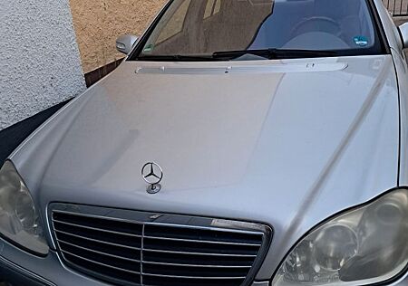 Mercedes-Benz S 430 -
