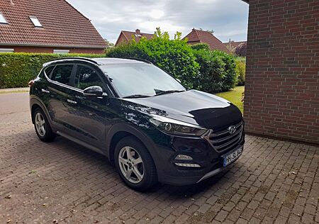 Hyundai Tucson Pano D /Leder /SHZ / AHK / 1. Hd / usw