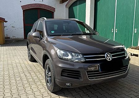 VW Touareg Volkswagen 3.0 V6 TDI Tiptronic BlueMotion Tech...