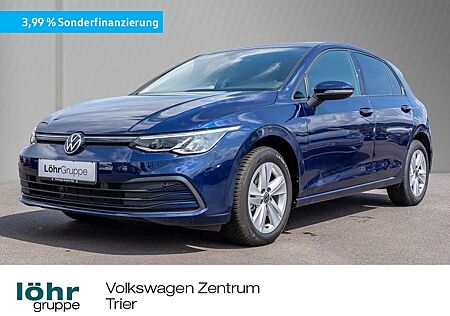 VW Golf Volkswagen VIII 1.5eTSI DSG Life Business Premium, ZGV