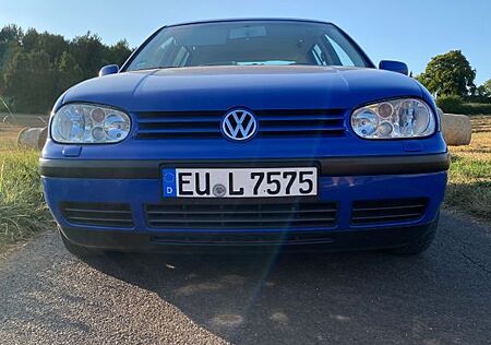 VW Golf Volkswagen 1.6 FSI Basis Variant Basis