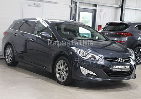 Hyundai i40 cw*KAMERA*NAVI*PDC*TEMPO*KEYFREE*