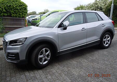 Audi Q2 1.0 TFSI Unf.frei Sch.dach Garage 32000km Alu