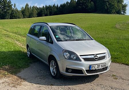 Opel Zafira 1.6 Edition