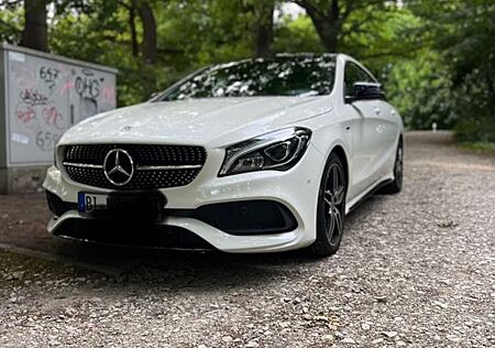 Mercedes-Benz CLA 180 Shooting Brake PEAK Edition PEAK Edition