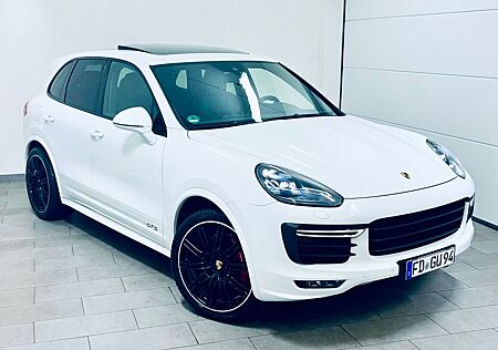 Porsche Cayenne GTS *LED*NAVI*PANO*APPROVED-GARANTIE