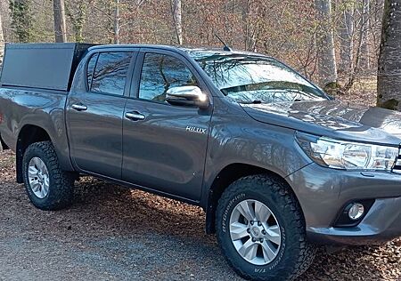 Toyota Hilux REVO DOKA 2,4 4WD COMFORT