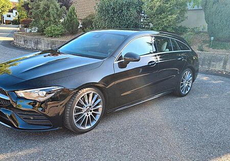 Mercedes-Benz CLA 250 Shooting Brake AMG Line