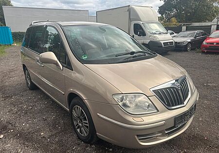 Lancia Phedra 2.2 16V Multijet Limited Edition