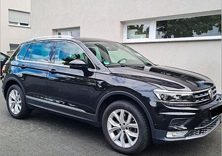 VW Tiguan Volkswagen 2.0 TSI 132kW DSG 4MOTION Highline Hi...