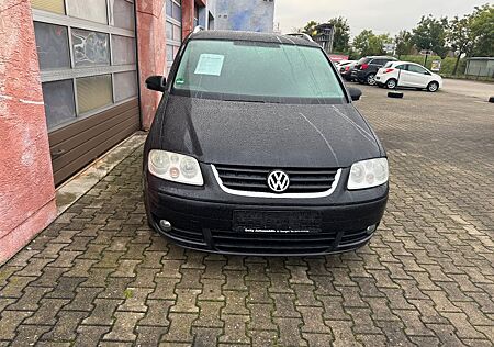 VW Touran gebraucht kaufen VW Touran Volkswagen 2.0 TDI DSG Highline Highline