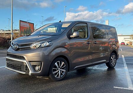 Toyota Pro Ace Proace (Verso) 2,0-l-D-4D 130kW L2 Family Co...