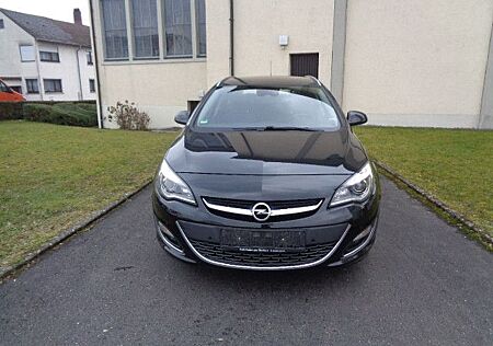 Opel Astra J Sports Tourer Innovation