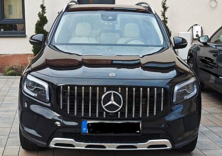Mercedes-Benz GLB 220 d DCT -