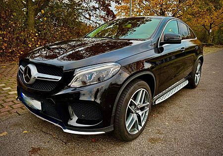 Mercedes-Benz GLE 350 d 4MATIC AMG Line Panorama SD Kam NAV