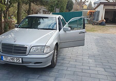 Mercedes-Benz C 240 ELEGANCE Elegance