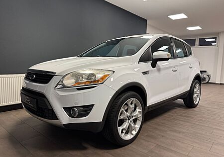 Ford Kuga Titanium 2.0 TDCI /1.HAND/SCHECKHEFT/NAVI/