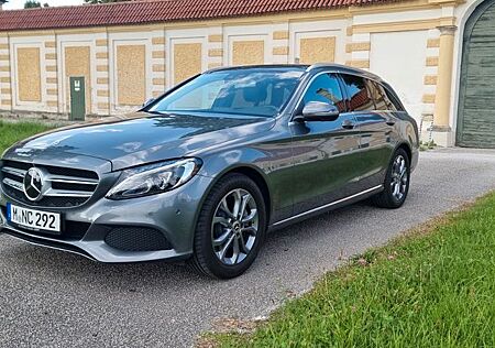 Mercedes-Benz C 250
