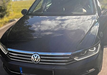 VW Passat Variant Volkswagen 2.0 TDI SCR DSG BMT 4MOT High.
