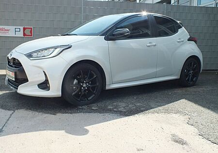 Toyota Yaris Hybrid Style