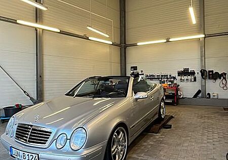 Mercedes-Benz CLK 200 KOMPRESSOR AVANTGARDE Avantgarde