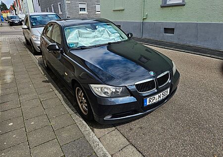 BMW 320d -
