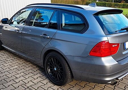 BMW 320d xDrive Touring -