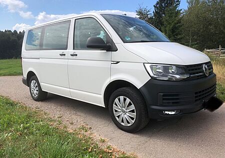 VW T6 Transporter Volkswagen T6 9 Sitze, Rampe, Kupplung neu