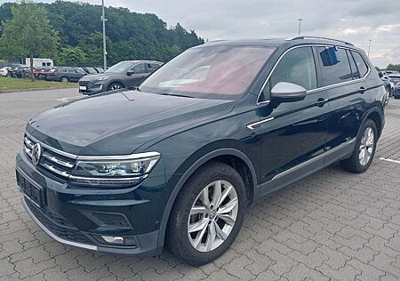 VW Tiguan Allspace Volkswagen Tiguan Comfortline* 7 Sitzer*PANO*LED*DYNAUDIO