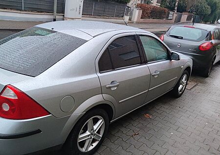 Ford Mondeo 1.8l Trend