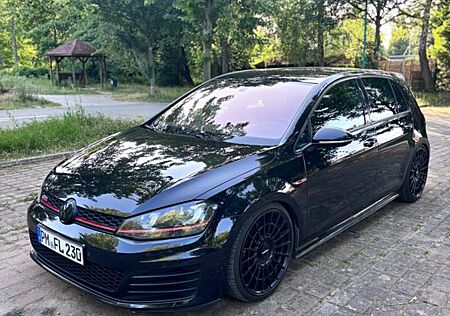 VW Golf Volkswagen 2.0 TSI DSG BMT GTI Performance GTI Per...