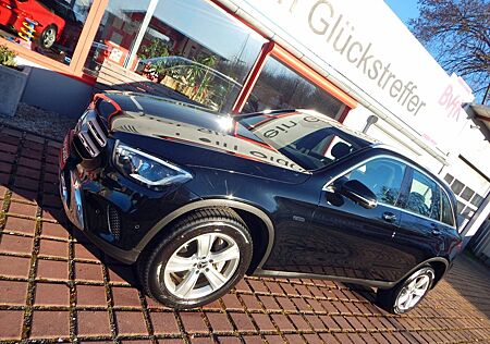 Mercedes-Benz GLC 300 de 4Matic AHZV LED MBUX