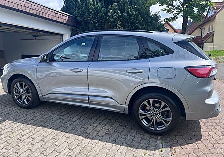 Ford Kuga 1,5 ST-Line CVT ST-Line