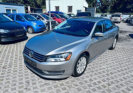 VW Passat Volkswagen Premium 2.5 US Klima Automatik TÜV NEU