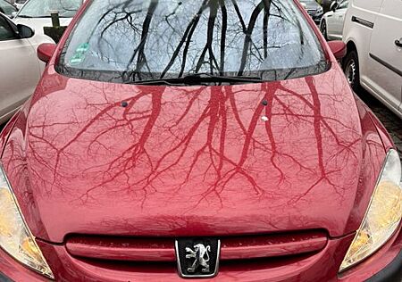 Peugeot 307 1.6 16V 110 Automatik -