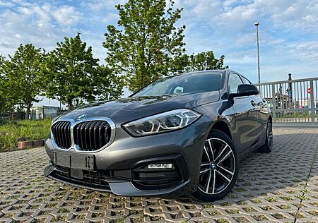 BMW 120 d Lim. Sport Line Xenon/Navi/PDC/SHZ
