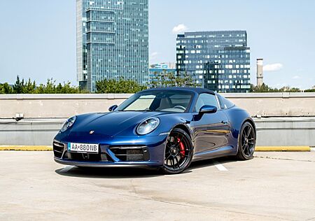 Porsche 911 Urmodell 911 Targa 4 GTS PDLS Innodrive Lift
