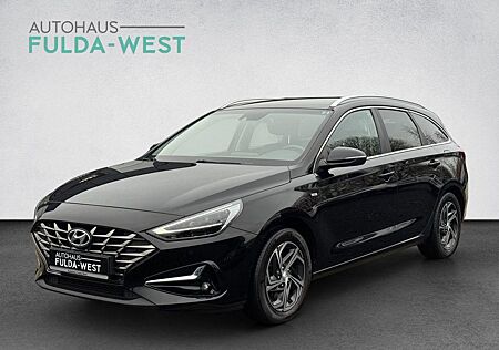 Hyundai i30 cw 1.6CRDi LED Sitzhzg Kamara AHK 16"Alufelg