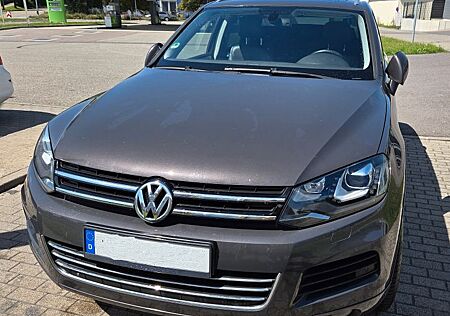 VW Touareg Volkswagen 3.0 V6 TDI