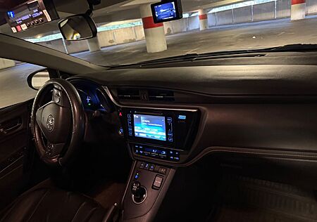 Toyota Auris Touring Sports Touring Sports Hybrid 1...